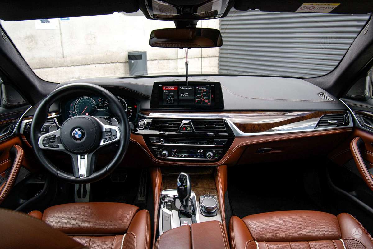 BMW M550, 3.0 l., Седан