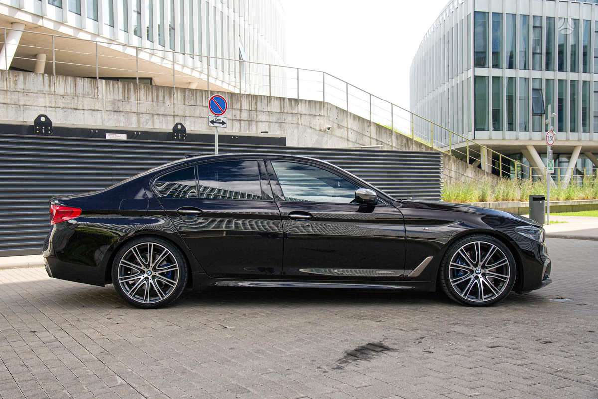 BMW M550, 3.0 l., Седан