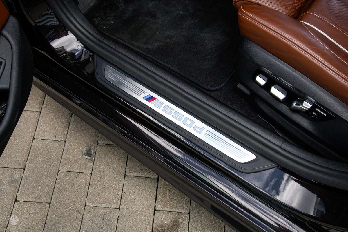 BMW M550, 3.0 l., Седан