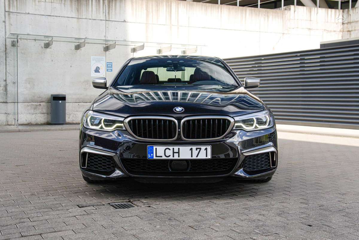 BMW M550, 3.0 l., Седан