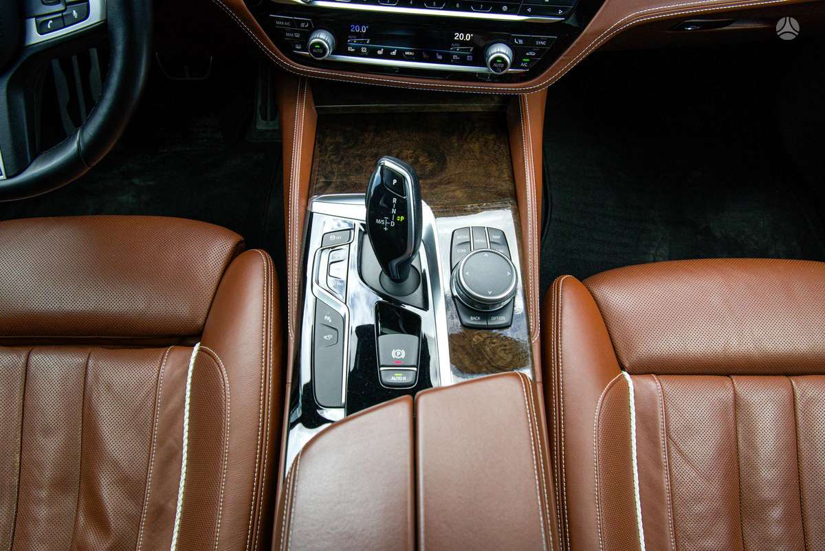 BMW M550, 3.0 l., Седан