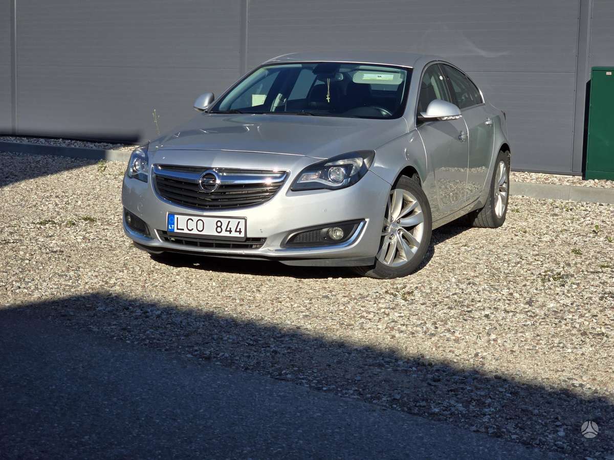 Opel Insignia, 2.0 l., Седан