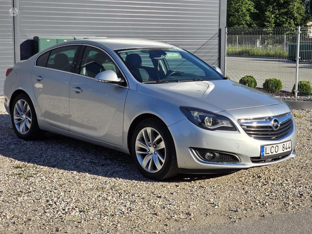 Opel Insignia, 2.0 l., Седан