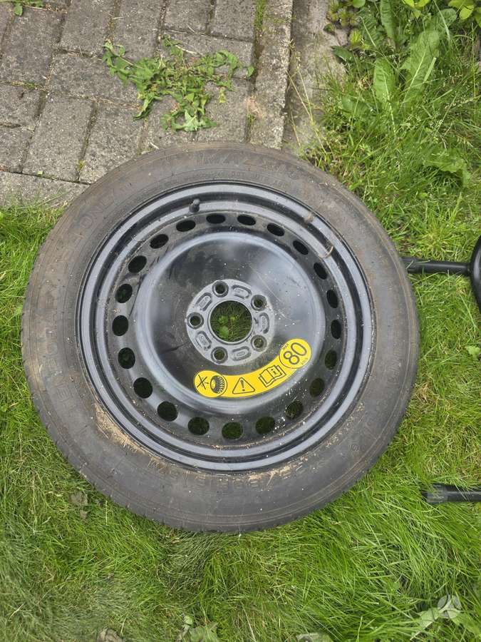 Ford C-MAX for parts. Dalimis nėra priekiniu sparnu ir durų priekiniu kel