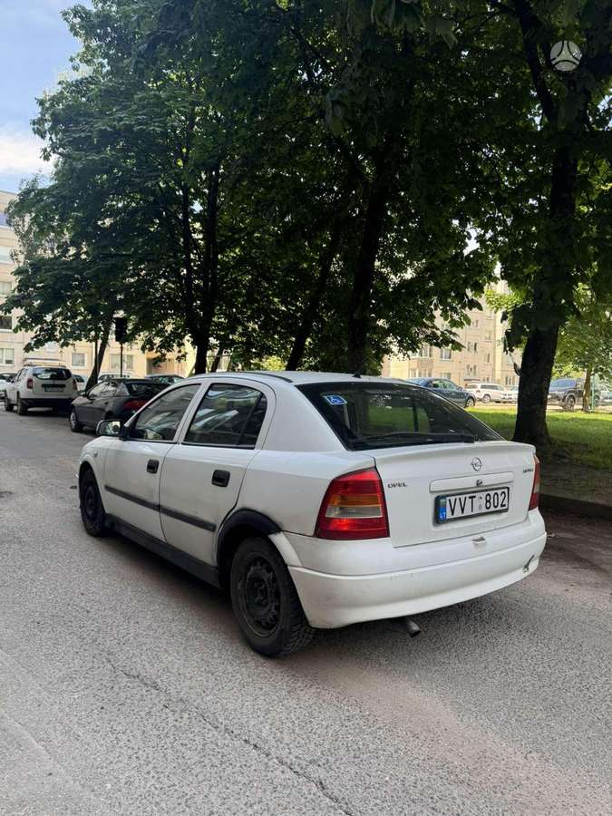 Opel Astra, 1.7 l., hatchback