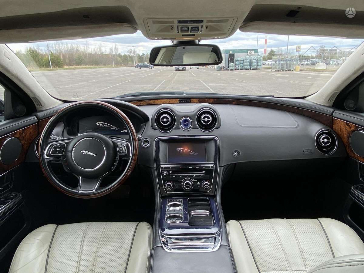 Jaguar XJ, 5.0 l., Седан