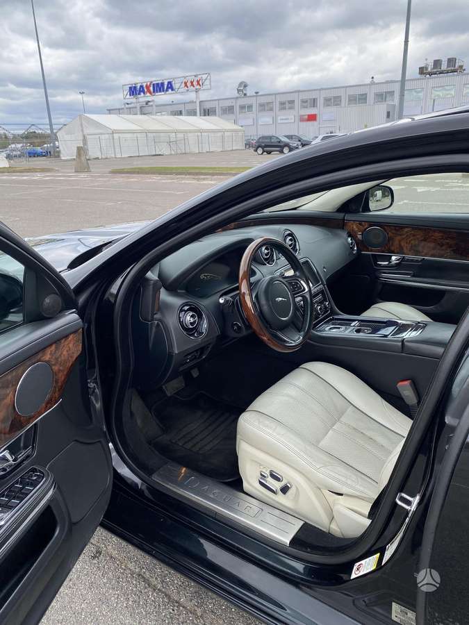 Jaguar XJ, 5.0 l., Седан