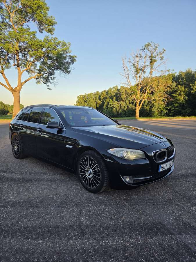 BMW 520, 2.0 l., universalas