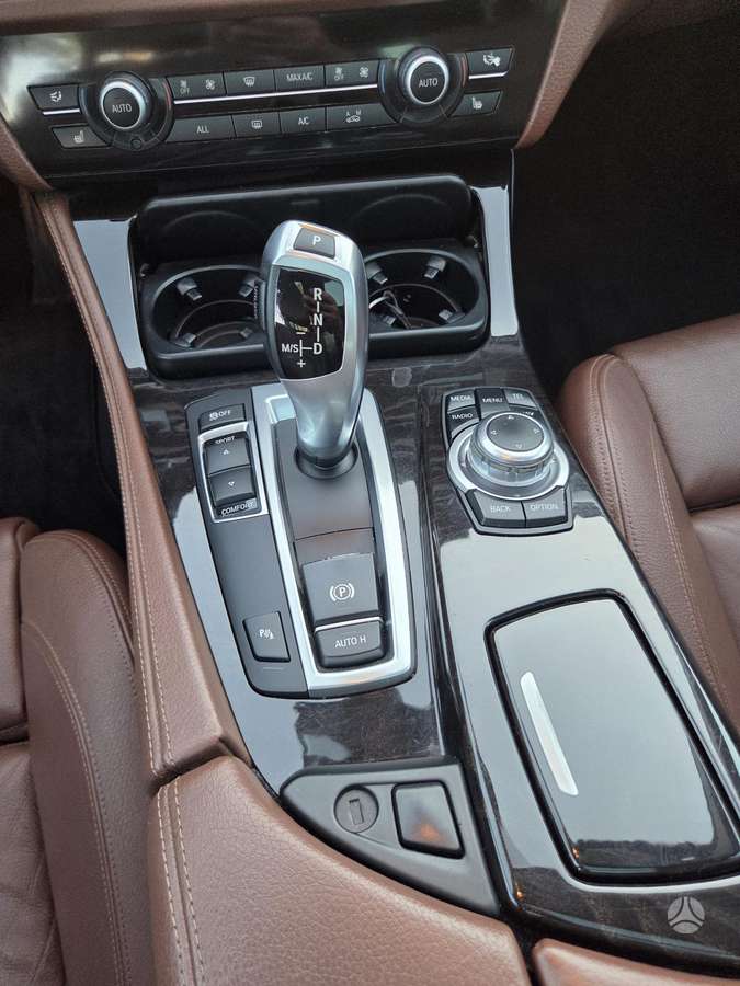BMW 520, 2.0 l., Универсал
