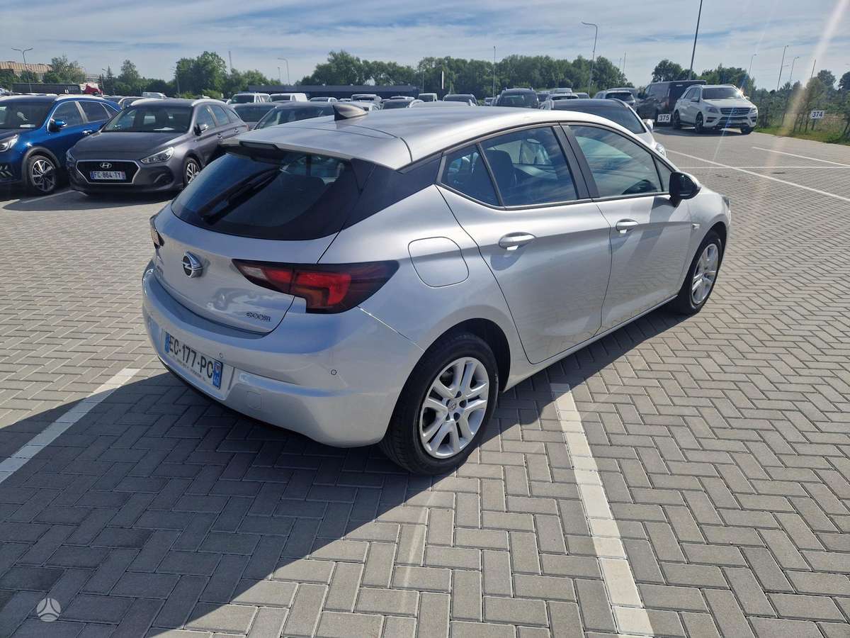 Opel Astra, 1.6 l., Хэтчбек