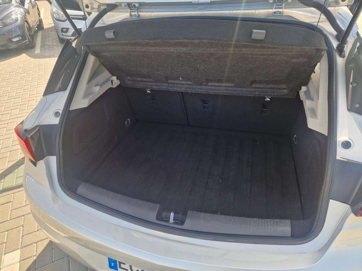 Opel Astra, 1.6 l., Хэтчбек