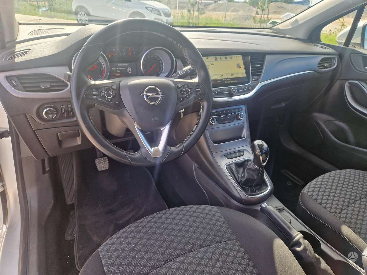 Opel Astra, 1.6 l., hatchback