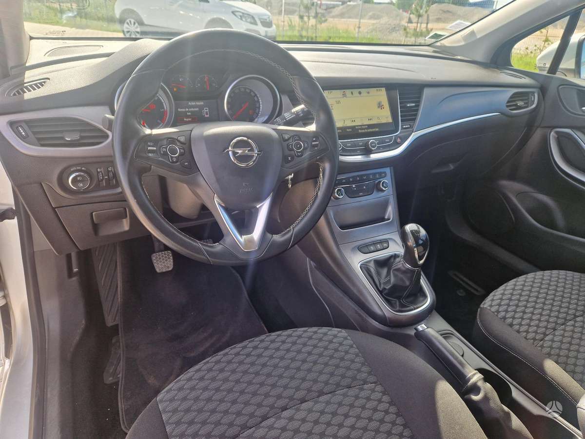 Opel Astra, 1.6 l., Хэтчбек