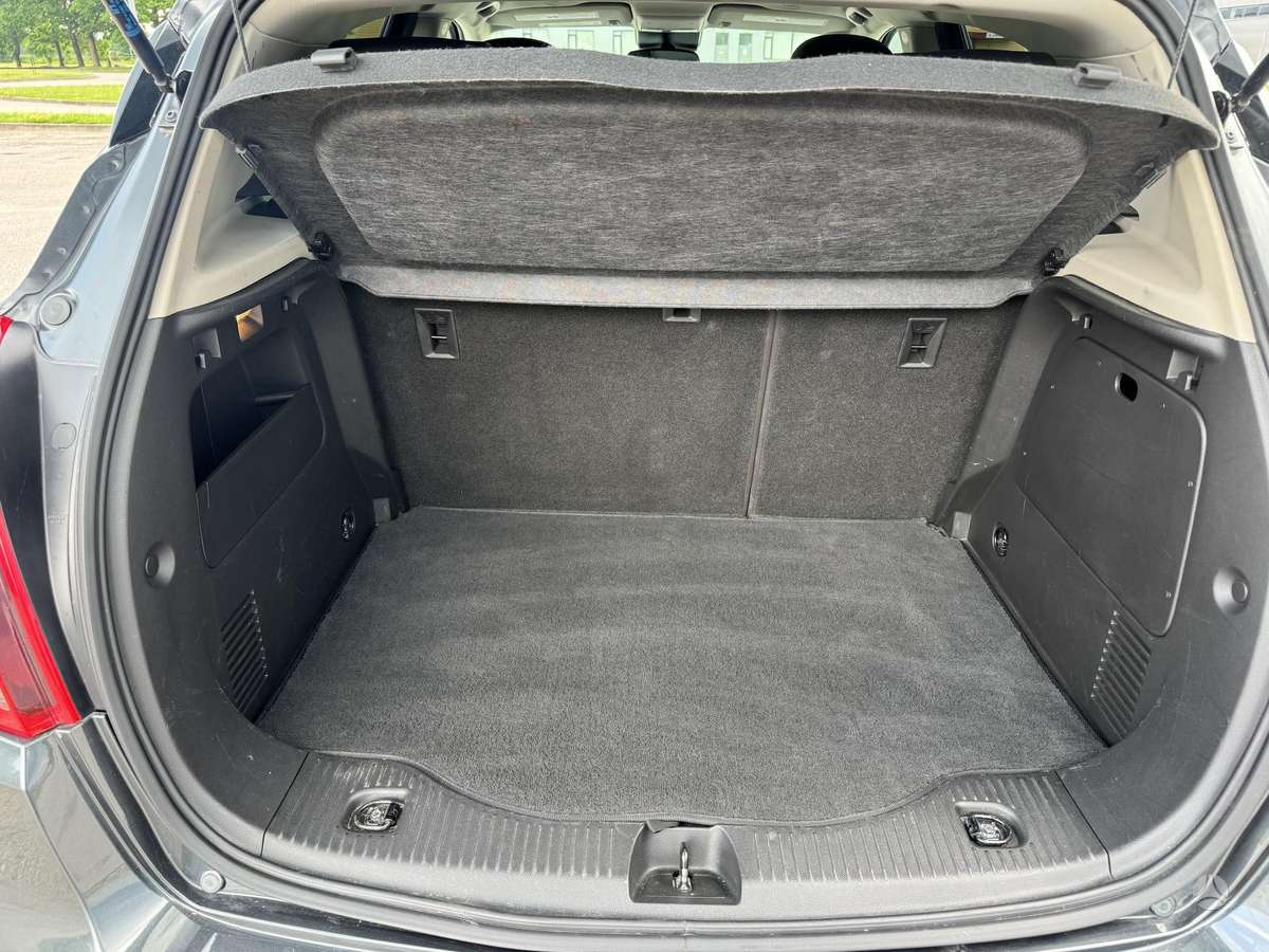 Buick Encore, 1.4 l., off-road / crossover