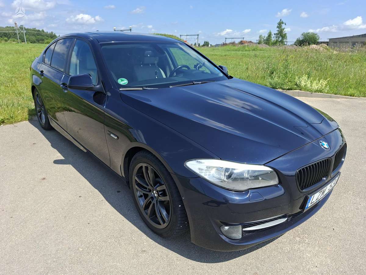 BMW 535, 3.0 l., Седан