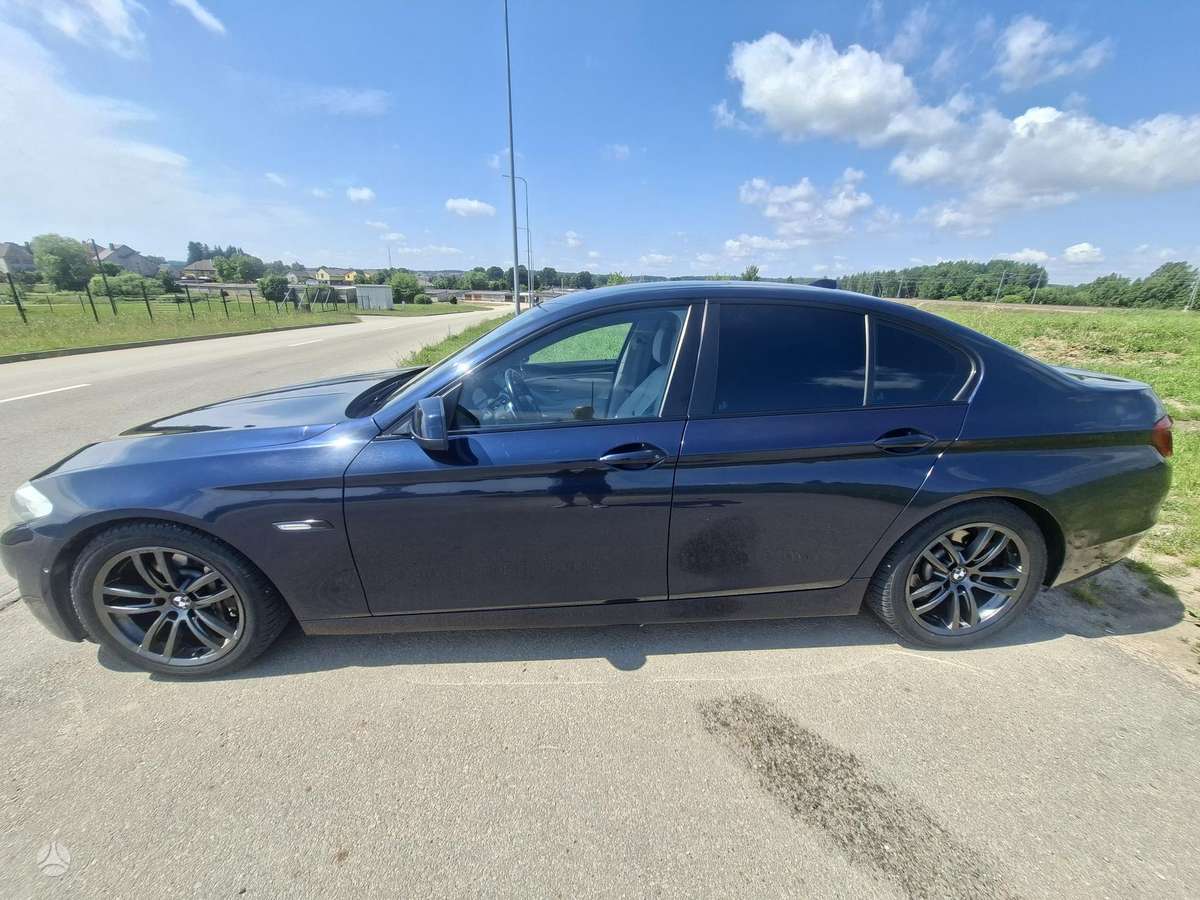 BMW 535, 3.0 l., Седан