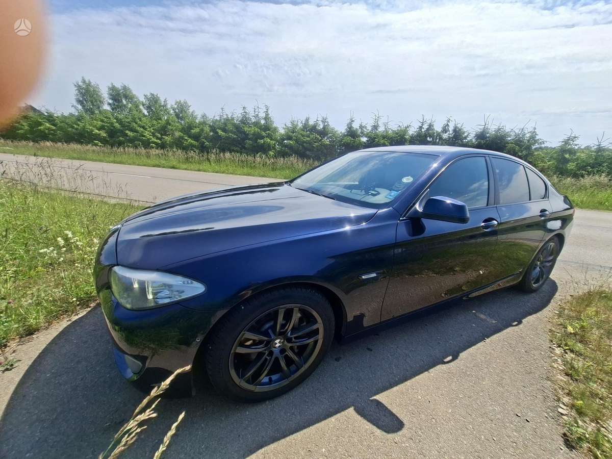 BMW 535, 3.0 l., Седан