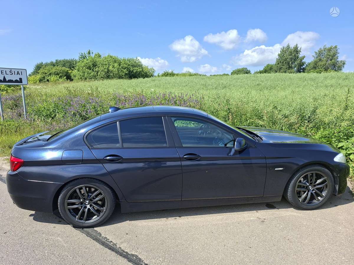 BMW 535, 3.0 l., Седан