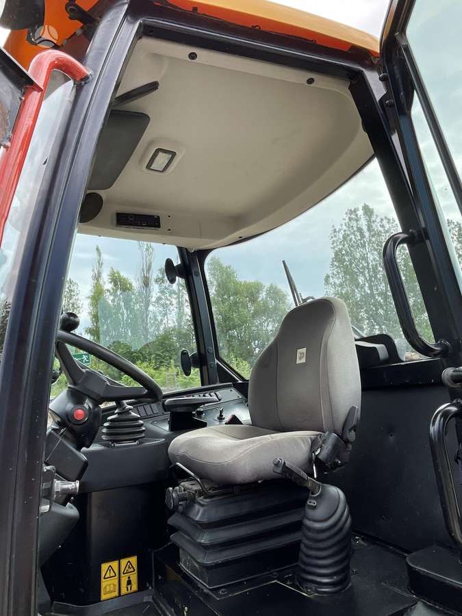 JCB 409, frontaliniai krautuvai