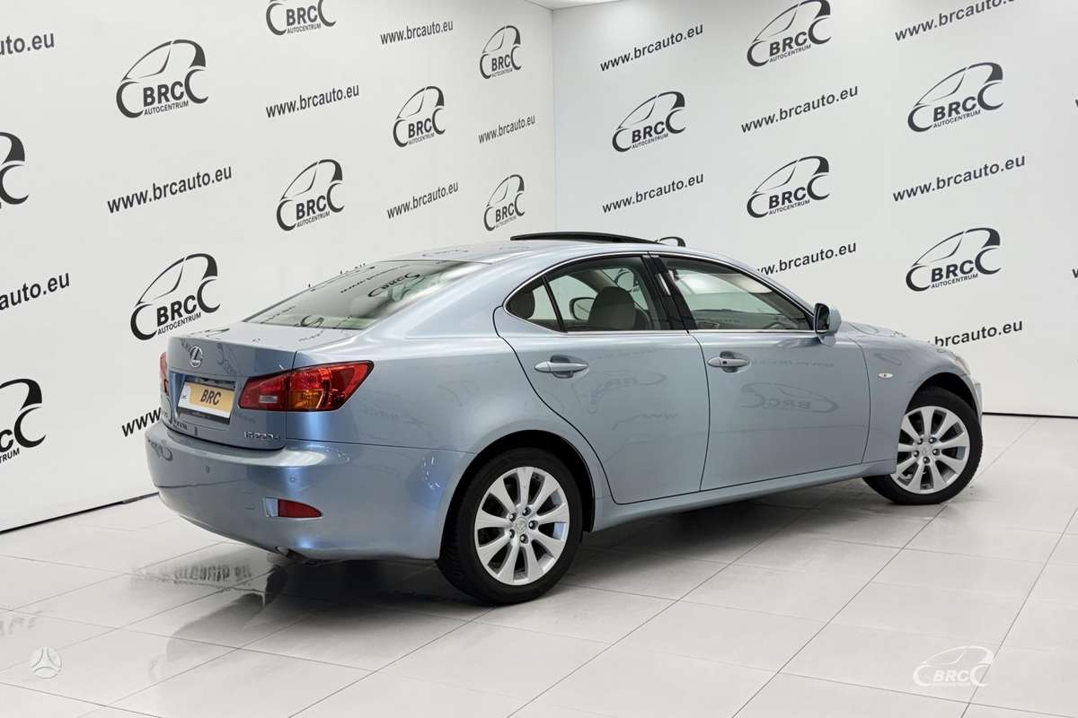 Lexus IS 220, 2.2 l., Седан