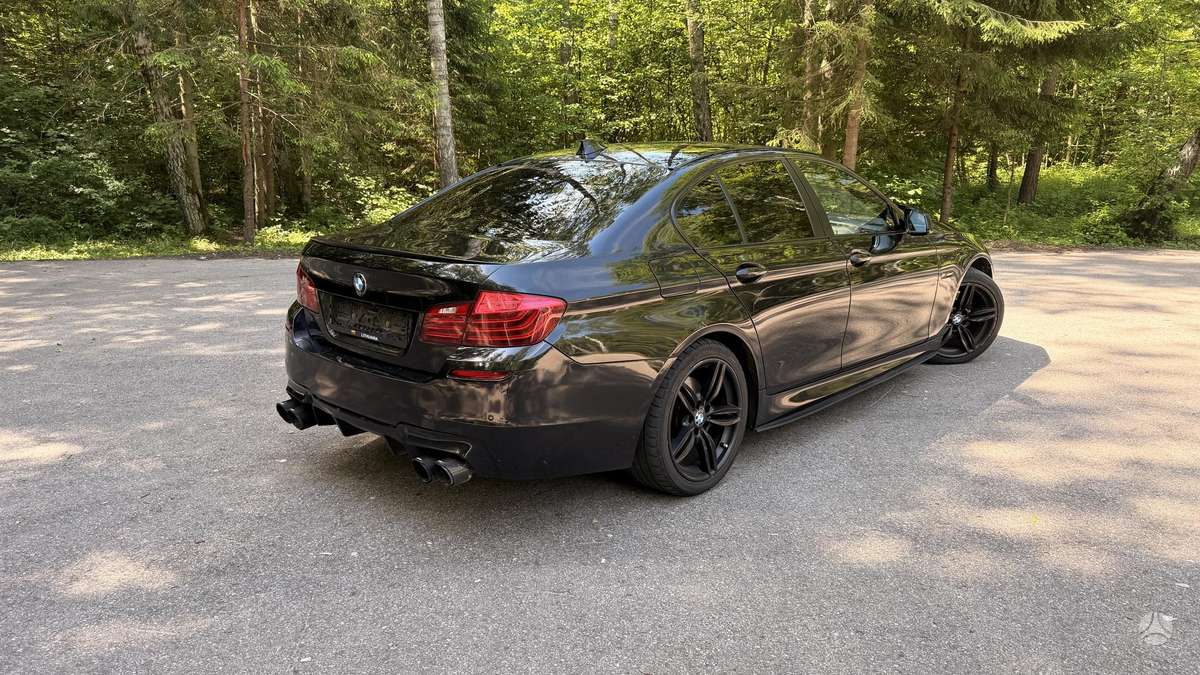 BMW 520, 2.0 l., Седан