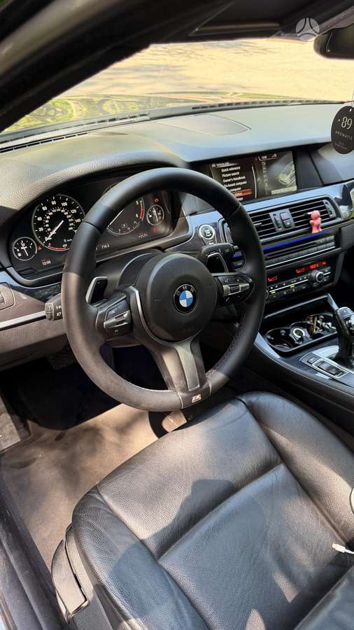 BMW 520, 2.0 l., Седан