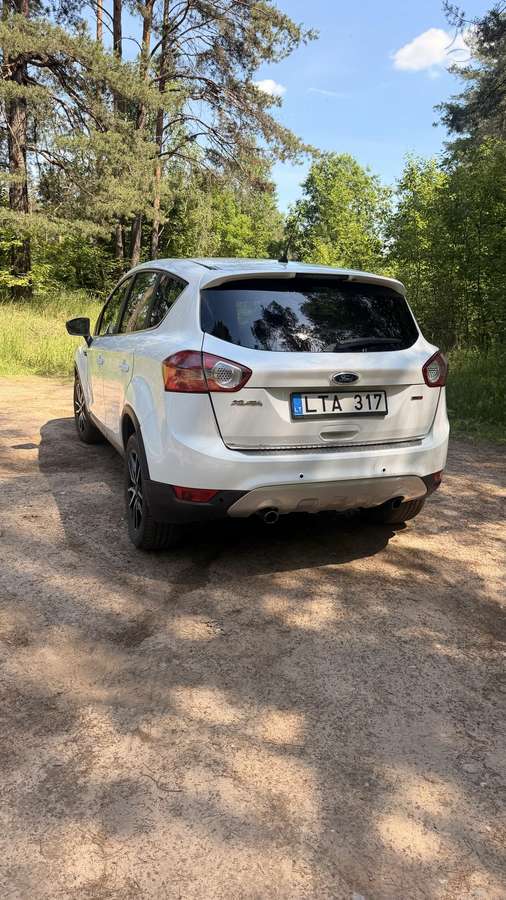 Ford Kuga, off-road / crossover