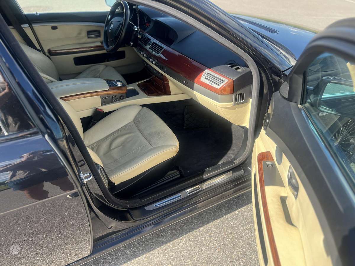 BMW 730, 3.0 l., Седан