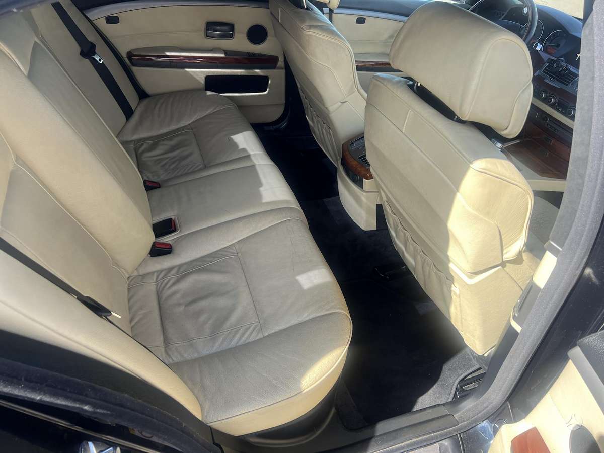BMW 730, 3.0 l., Седан