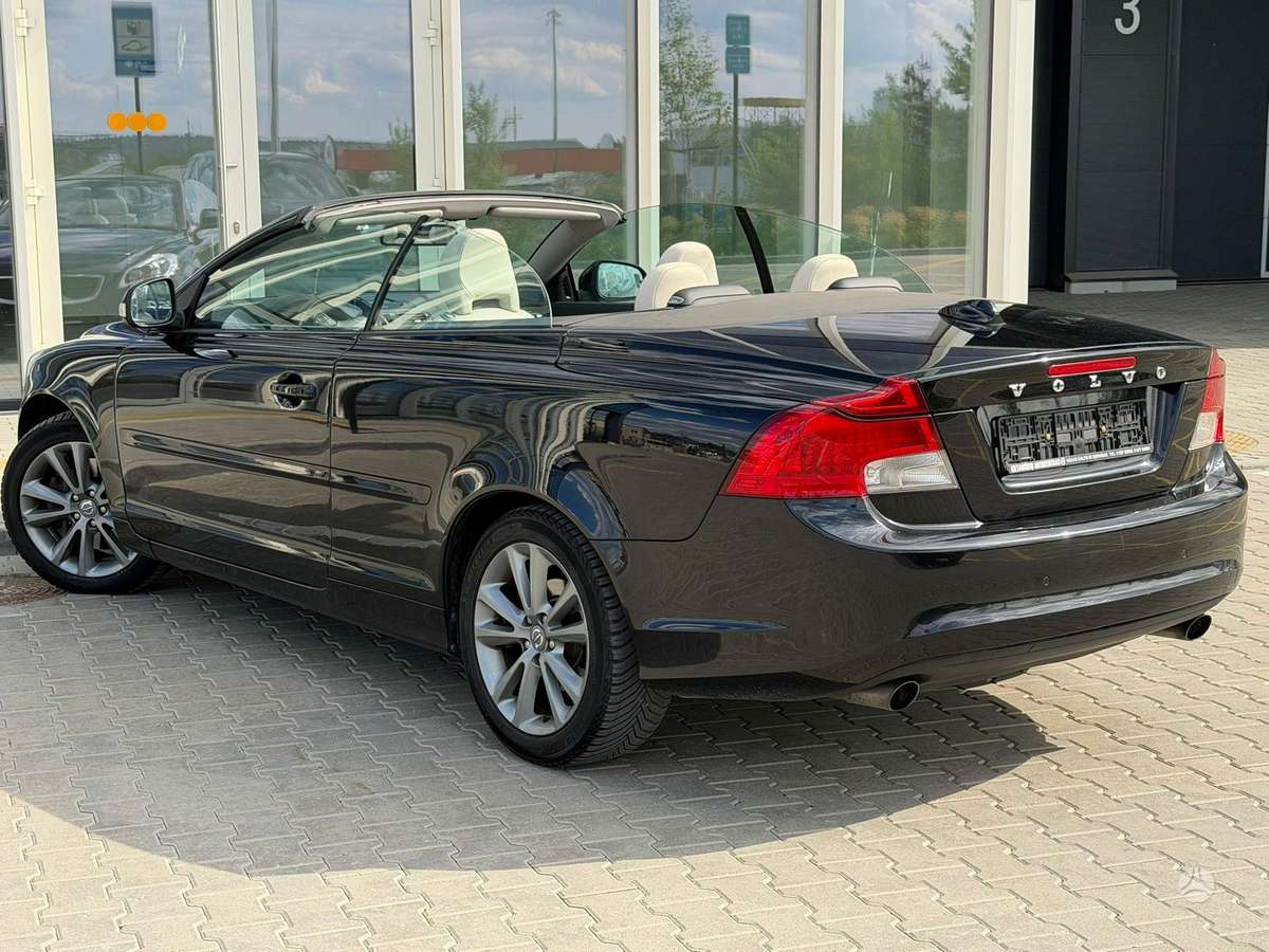 Volvo C70 - 8