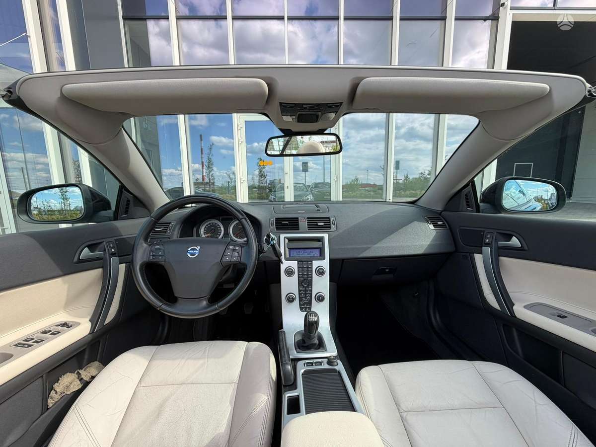 Volvo C70, 2.4 l., convertible