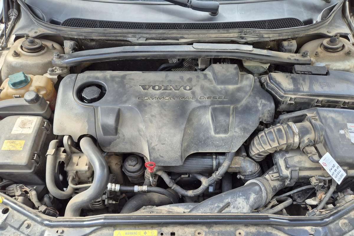 Volvo XC70, 2.4 l., wagon