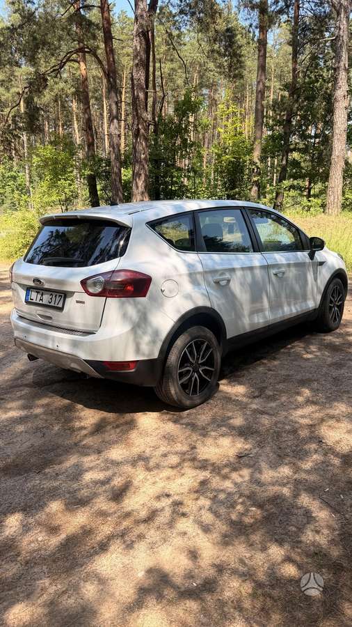 Ford Kuga, off-road / crossover