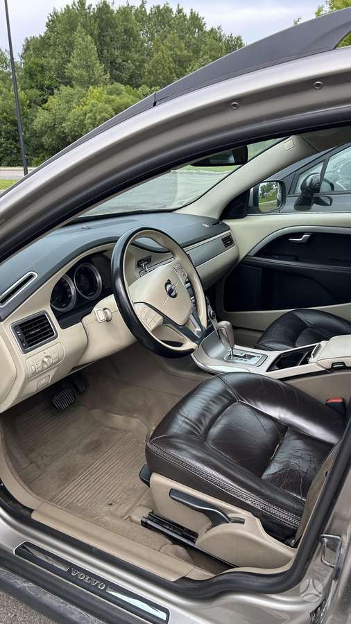 Volvo XC70, 2.4 l., Универсал
