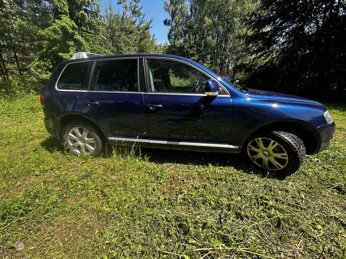 Volkswagen Touareg - 4