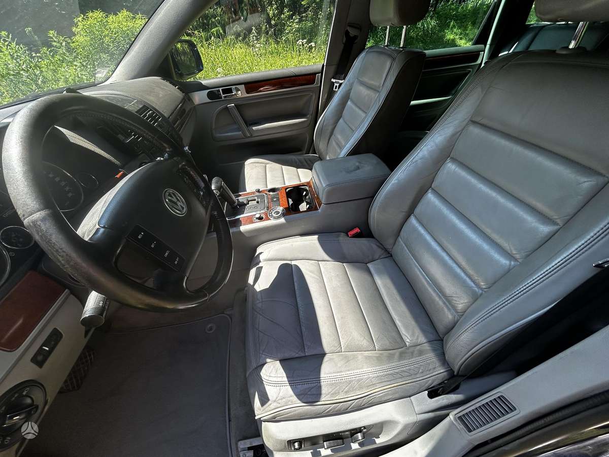 Volkswagen Touareg - 9