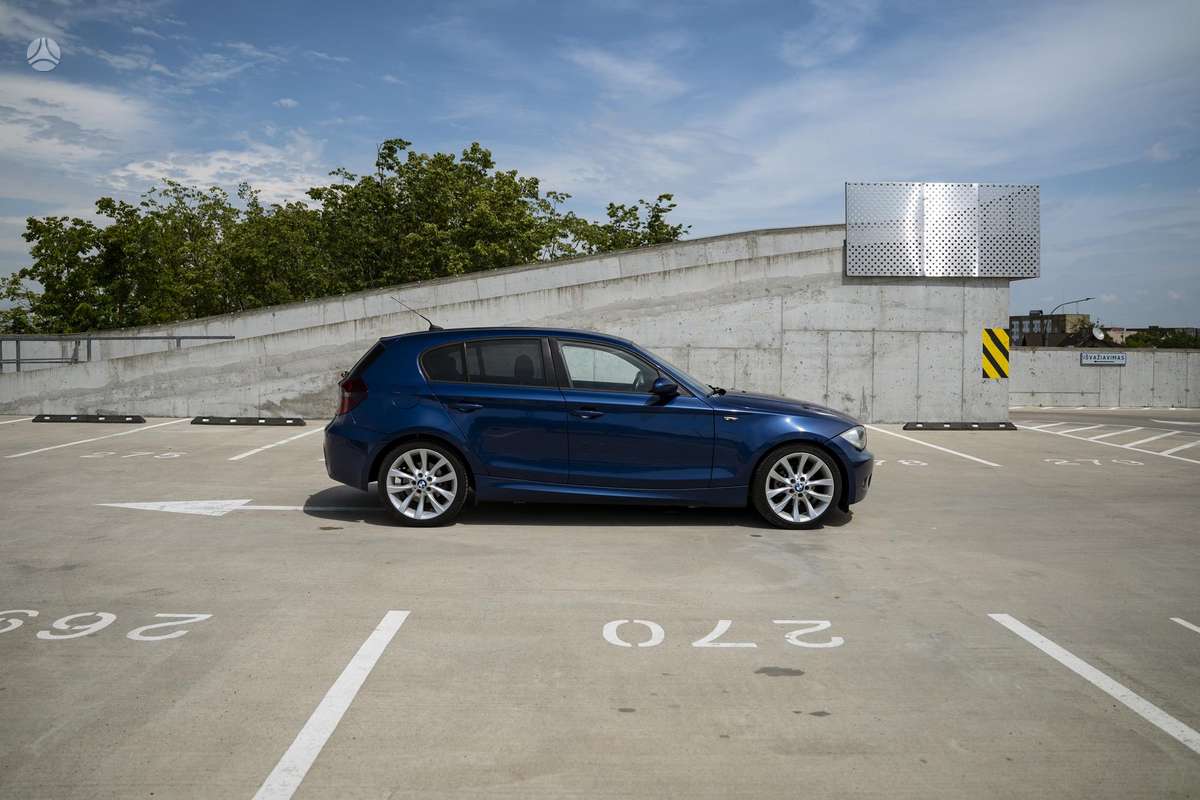 BMW 118, 2.0 l., Хэтчбек