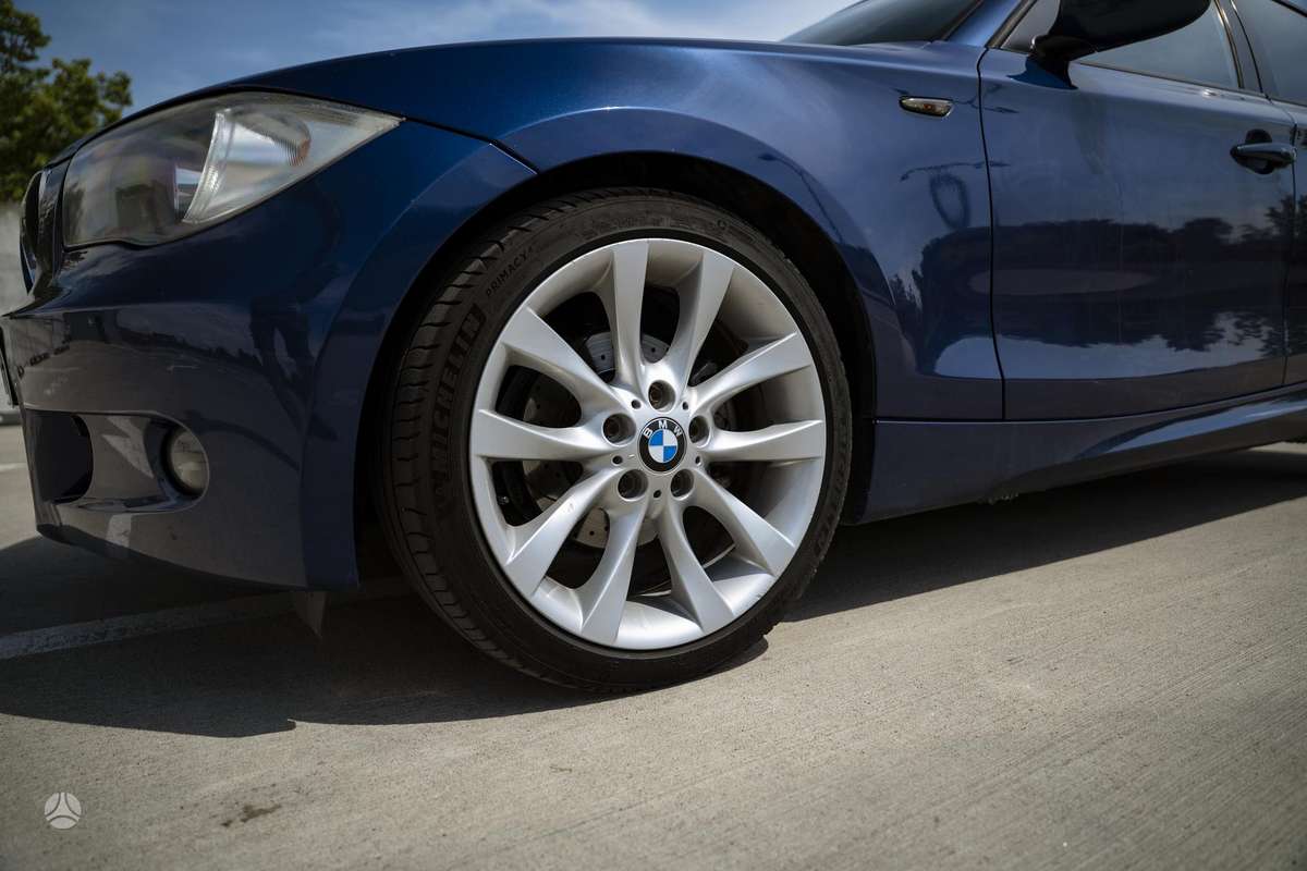 BMW 118, 2.0 l., Хэтчбек