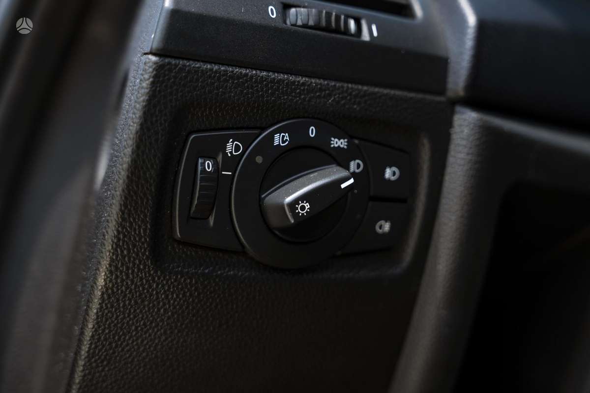 BMW 118, 2.0 l., Хэтчбек