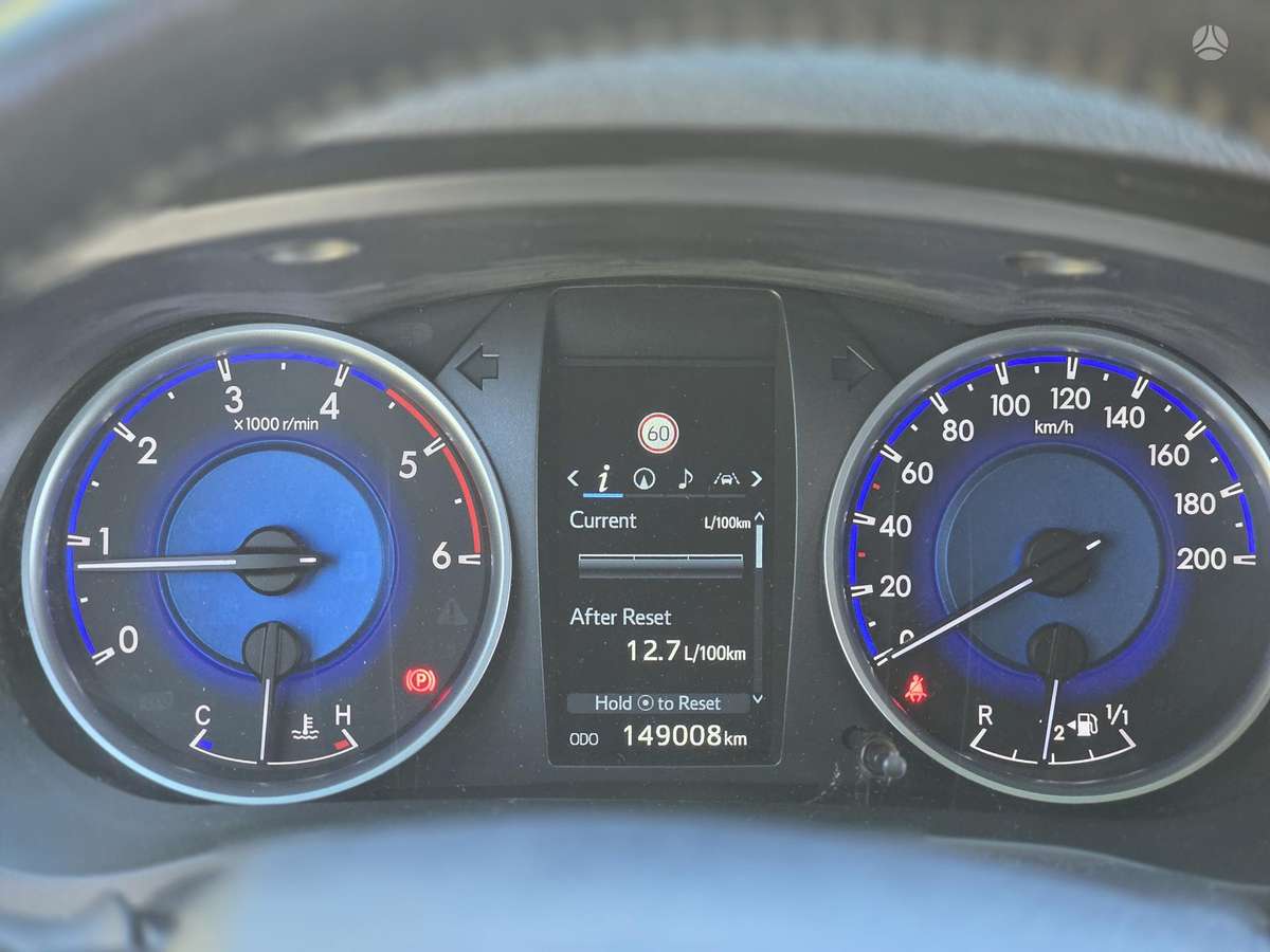 Toyota Hilux - 9
