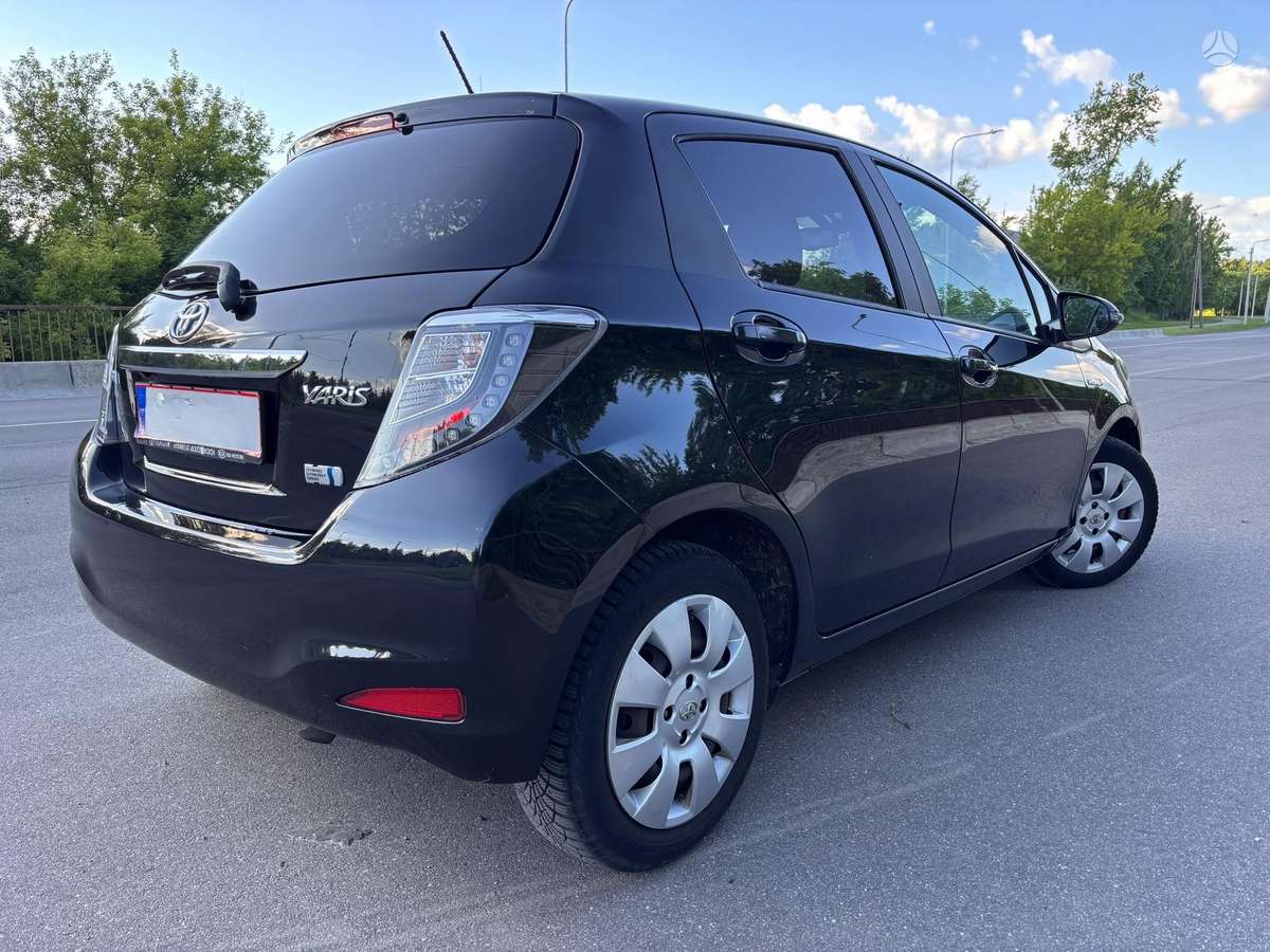 Toyota Yaris - 3