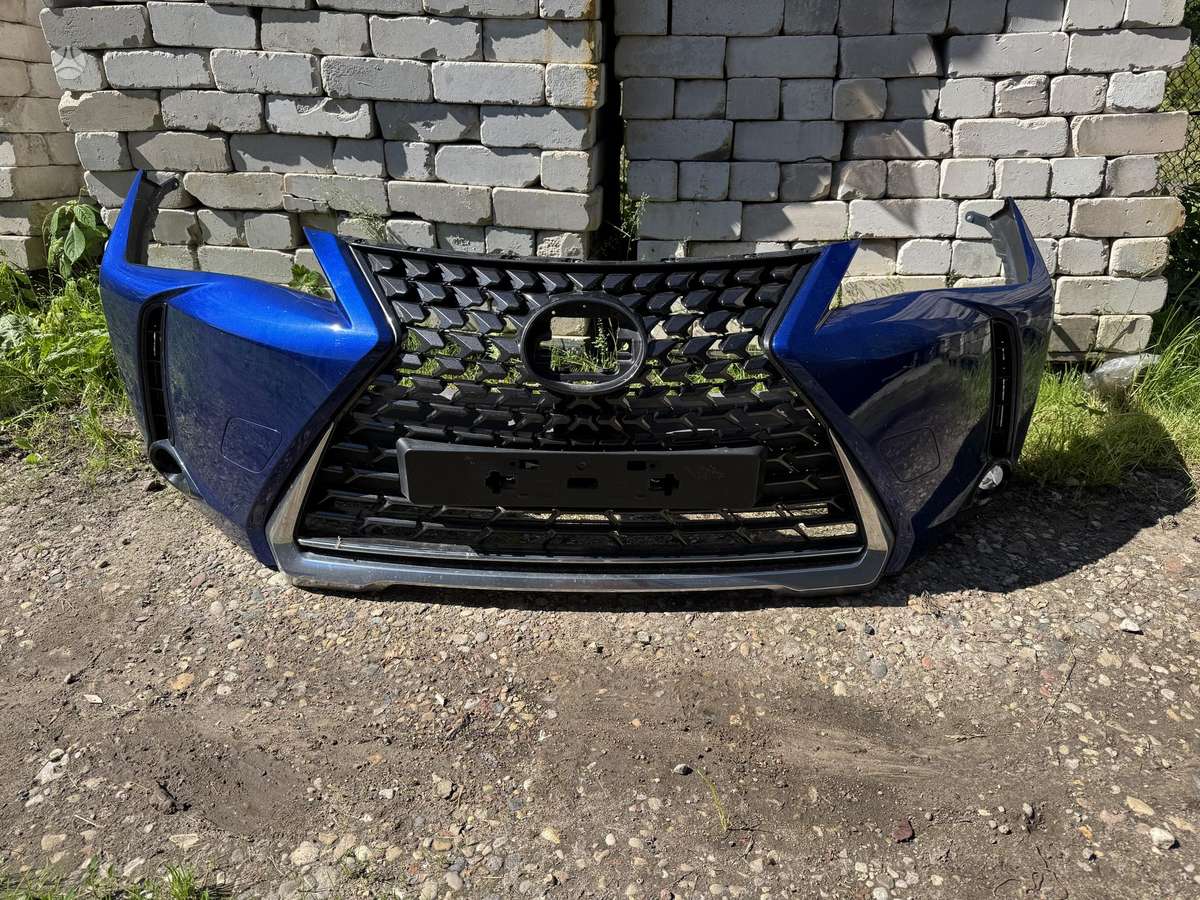Lexus UX klasė Tik priekinis bamperis