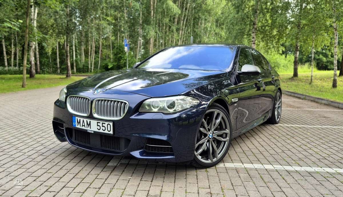 BMW M550, 3.0 l., Седан