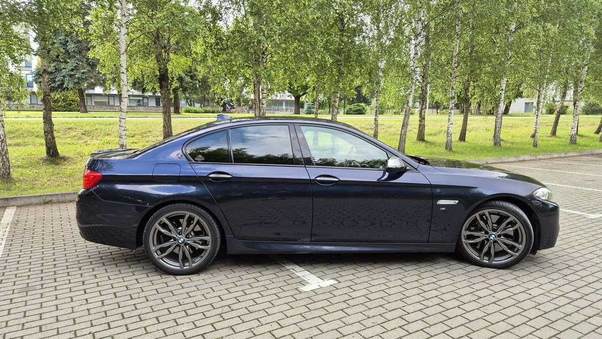BMW M550, 3.0 l., Седан