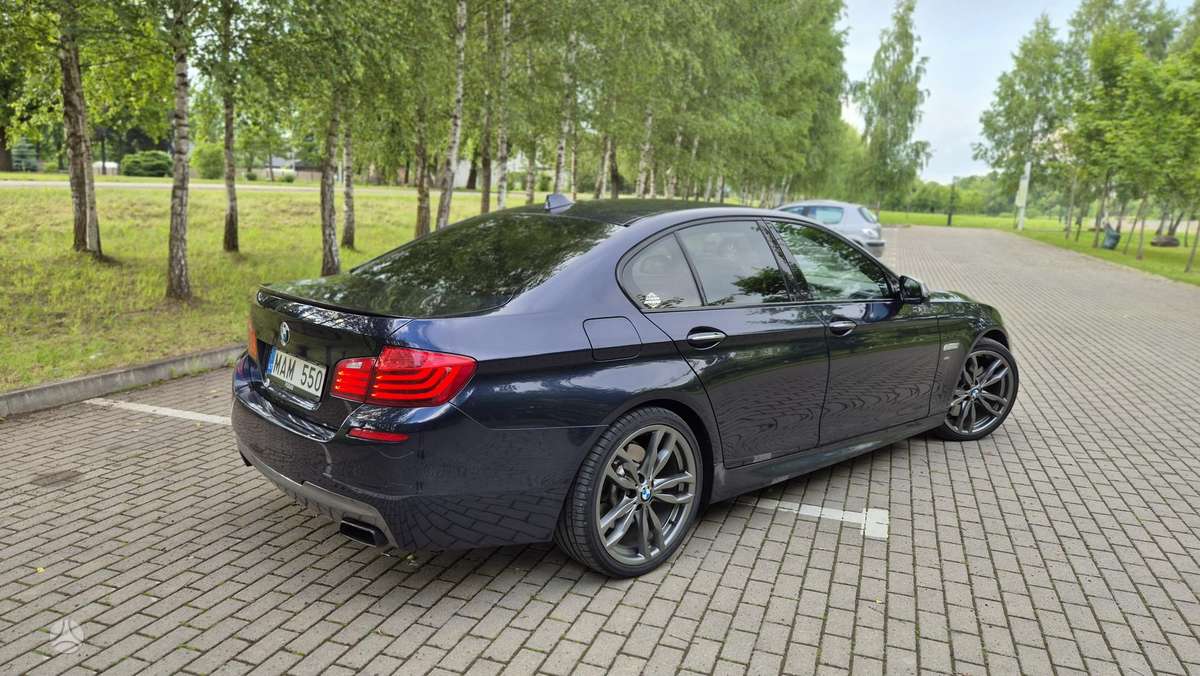 BMW M550, 3.0 l., Седан
