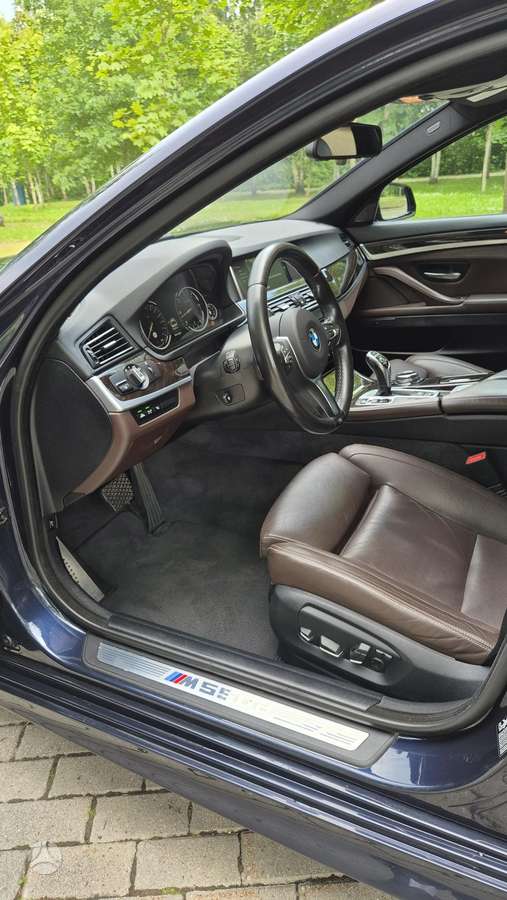 BMW M550, 3.0 l., Седан