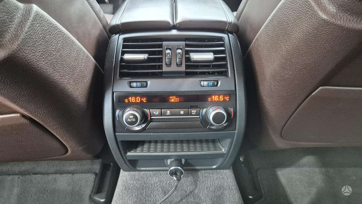 BMW M550, 3.0 l., Седан