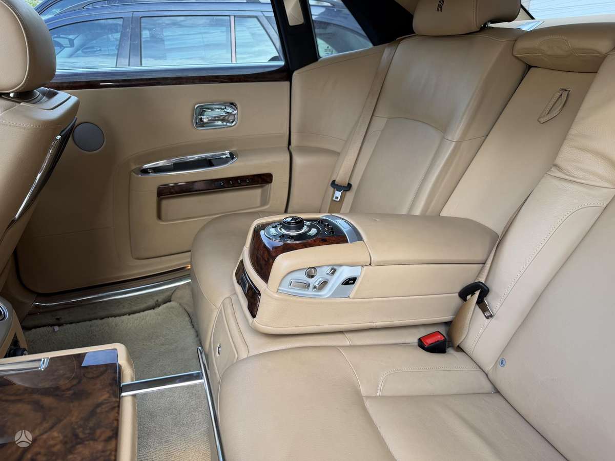 Rolls-Royce Ghost, 6.6 l., saloon / sedan