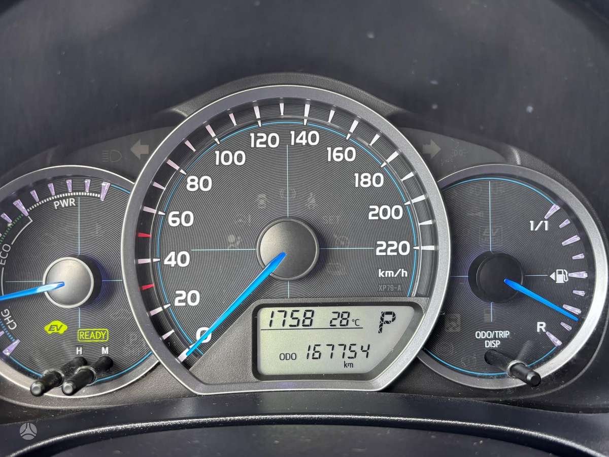 Toyota Yaris - 8