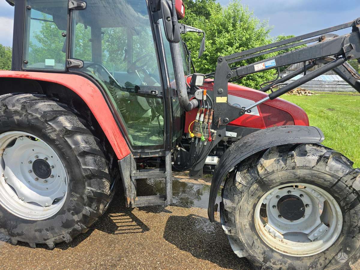 Case-IH CS 86A, traktoriai
